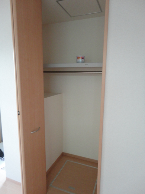 収納　※別部屋参考写真