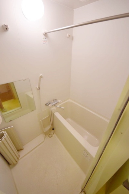 バス・シャワールーム　風呂