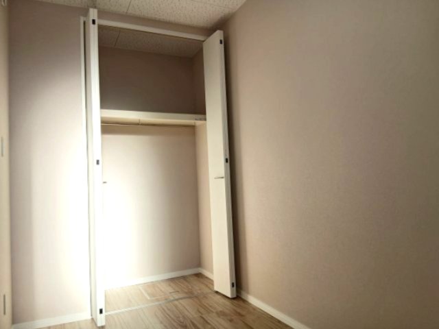 収納　建築中の写真です。