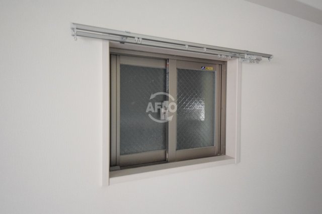 その他設備　エスリード大阪城PREMIER　窓