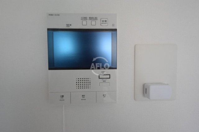 セキュリティ　エスリード大阪城PREMIER　TVモニター付きインターホン
