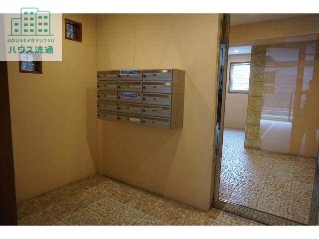 エントランス　エントランス部分