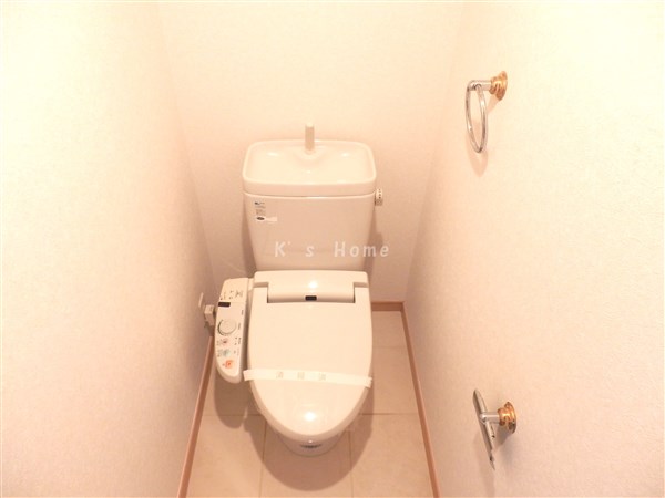 トイレ　ウォシュレット付きトイレ