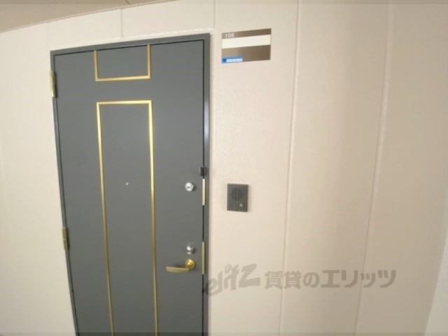 玄関　インターホン