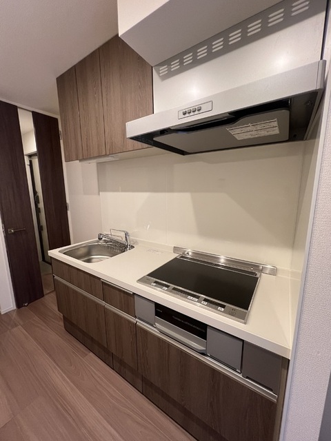 キッチン　別部屋参考写真です