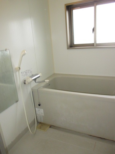 バス・シャワールーム　バス・シャワールーム