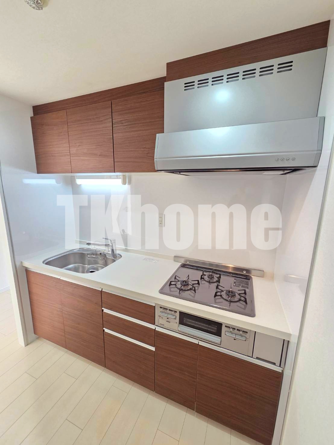 キッチン　3ツ口ガスシステムキッチン