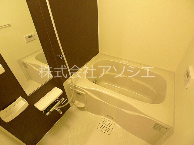 バス・シャワールーム　追い焚き給湯