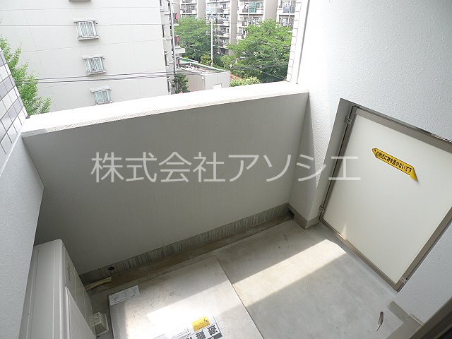 バルコニー　バルコニー