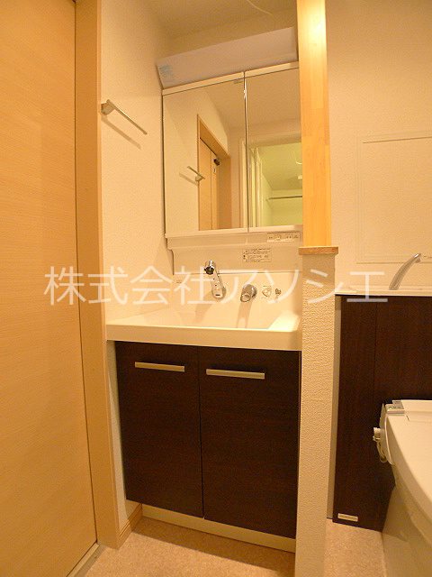 洗面設備　独立洗面台