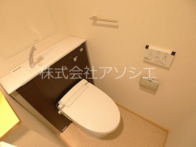 トイレ　トイレ