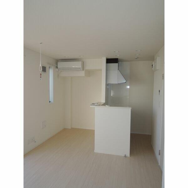 居室・リビング　?