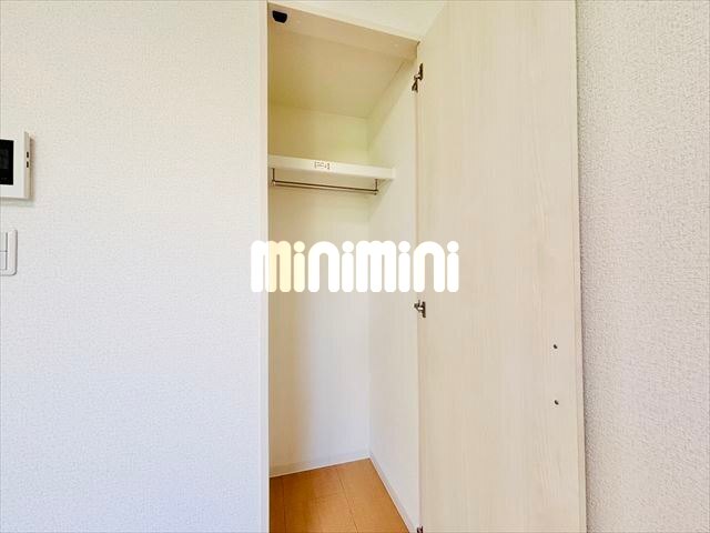 玄関　玄関です。