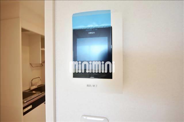 セキュリティ　モニタ付きインターホンで安心です。