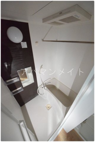 バス・シャワールーム　きれいなお風呂です