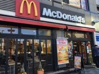 飲食店　マクドナルド田端駅前店（飲食店）まで570m