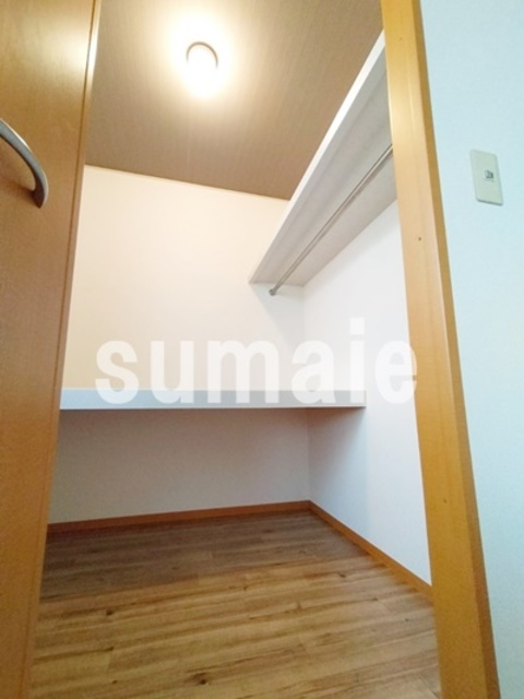 収納　ウォークインクローゼットです。