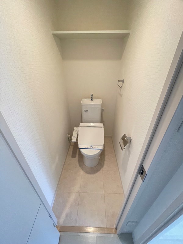 トイレ　同タイプ参考写真