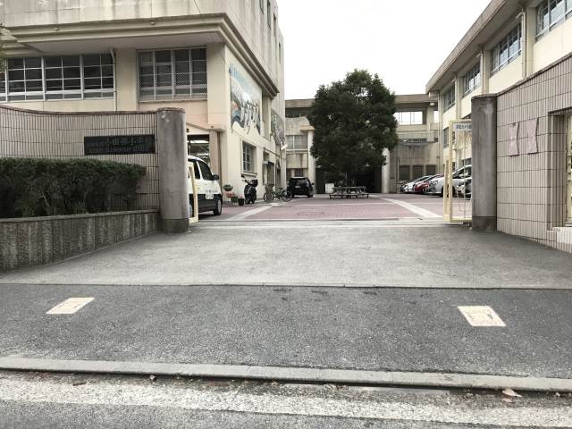 小学校　福岡市立小田部小学校（小学校）まで1133m