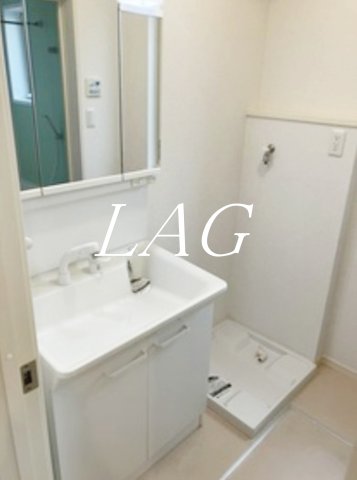 洗面設備　洗面台です。