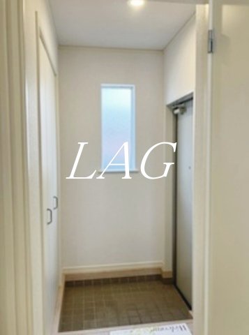 玄関　玄関です。