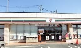 コンビニ　セブンイレブン（コンビニ）まで400m