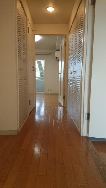 居室・リビング　居間です