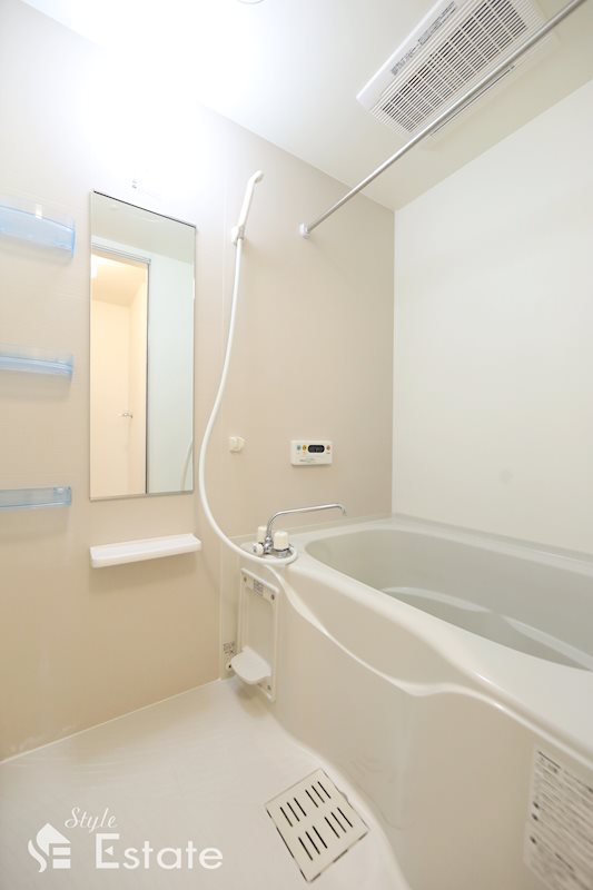 バス・シャワールーム　バスルーム　浴室追焚機能