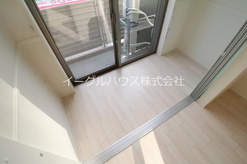 バルコニー　別部屋写真使用