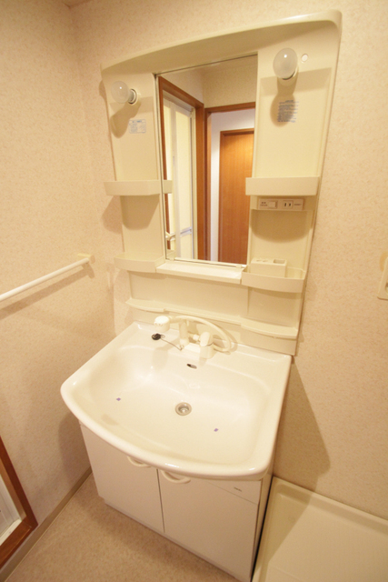 洗面設備　※別室の参考写真の為、現況優先です。