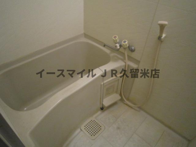 バス・シャワールーム　ゆったり過ごせるお風呂です