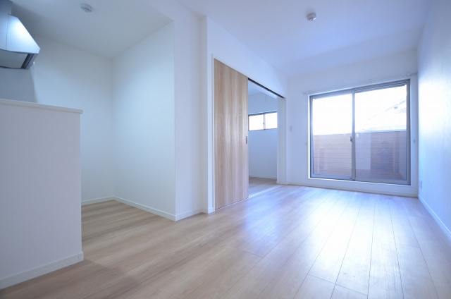 居室・リビング　別号室の写真です