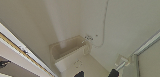 バス・シャワールーム　※別部屋の写真です