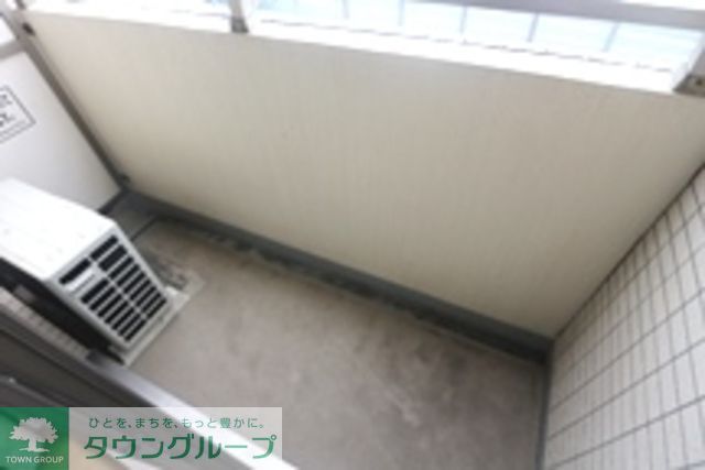 エントランス　人気の世田谷区で住環境良好