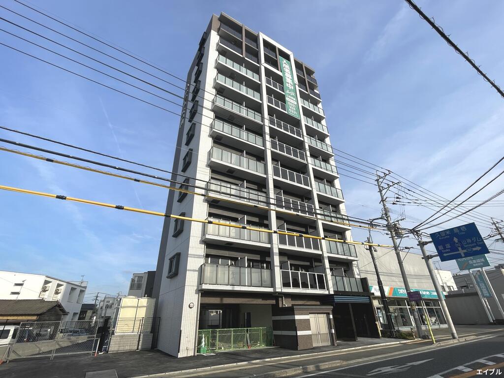 建物外観　建築中