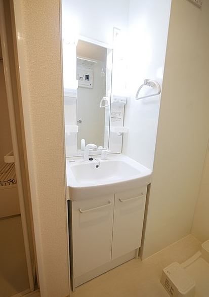 洗面設備　反転タイプ