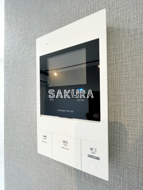 セキュリティ　女性の方でも安心のモニター付きインターホン♪