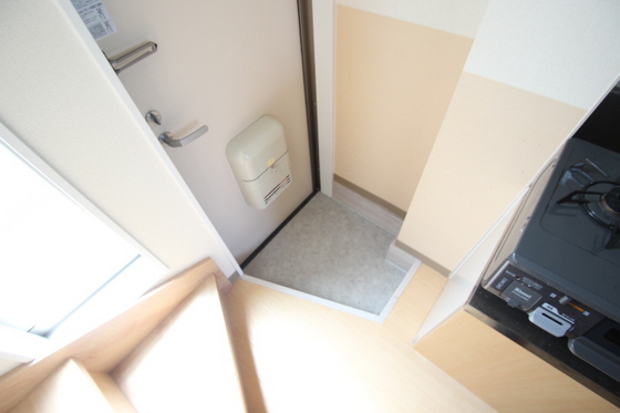 玄関　※別部屋の写真です