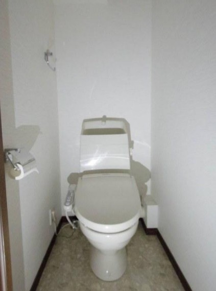 トイレ　別部屋参考写真