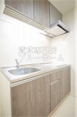 キッチン　2口IHでお料理、お掃除楽々ですね！