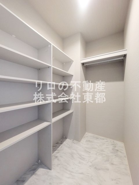 収納　玄関にも収納が設置されているので使いやすい♪