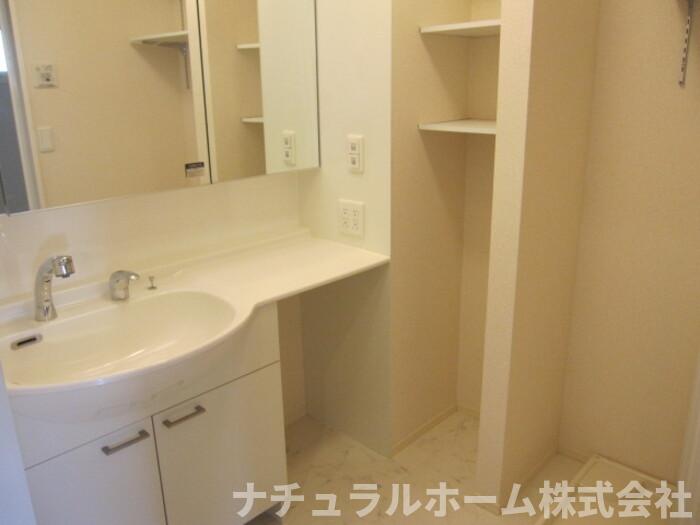 洗面設備　洗髪洗面化粧台