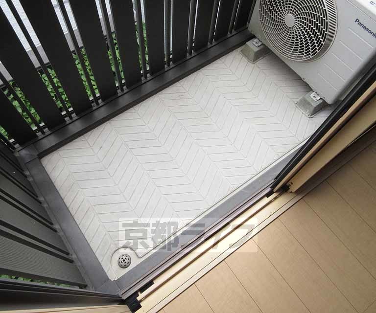 バルコニー　洗濯物などを干せます