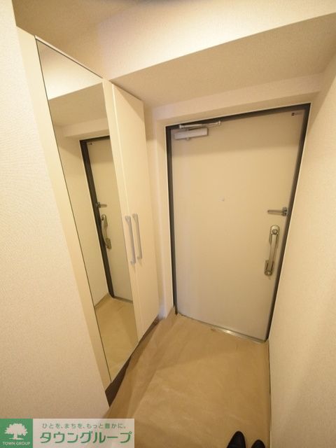 玄関　お問合せはタウンハウジングまで！※現地待合わせ相談可能