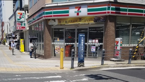 コンビニ　セブンイレブン 大阪生玉前町南店（コンビニ）まで1m