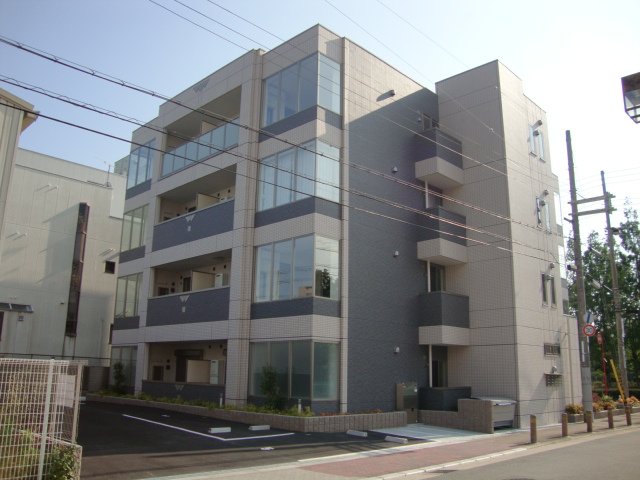 建物外観　外観写真（昼）