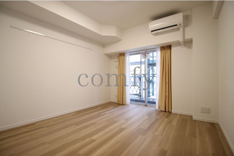 居室・リビング　開放感のある洋室