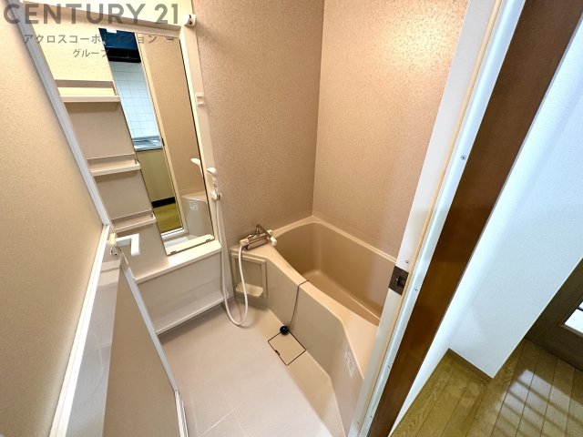 バス・シャワールーム　シンプルで清潔感のある浴室です！