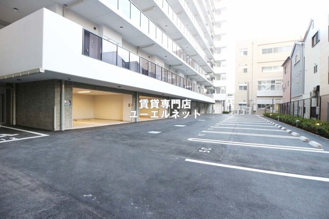 駐車場　敷地内駐車場あり◎
