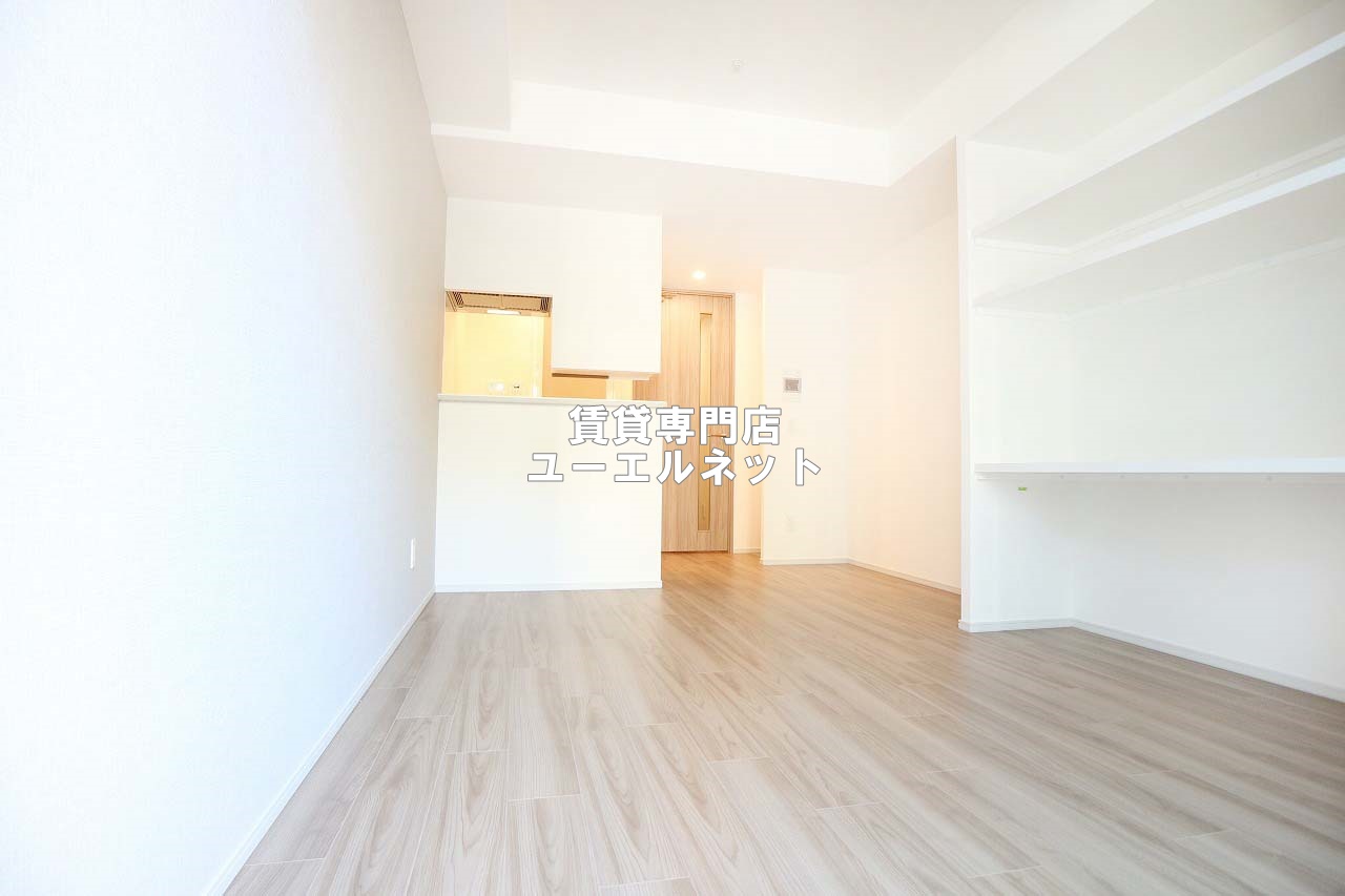 居室・リビング　ゆったりとくつろげる、落ち着きのある居室空間です